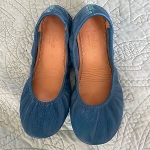 Tieks Cobalt EUC Size 8 includes box